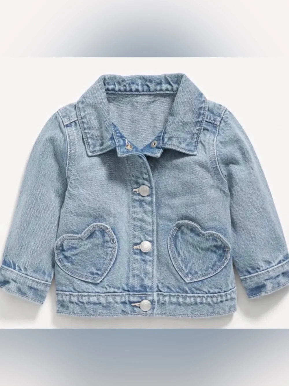 Old navy Baby Girl Jean Jacket with Heart Pockets NWT 6-12 Months